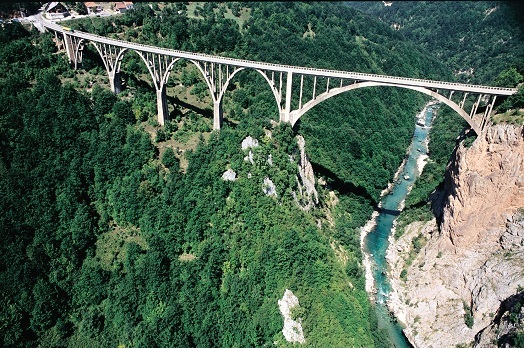 Мост на Таре Каньон Черногория