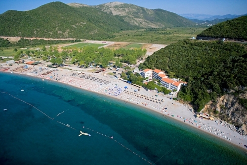Пляжи в Черногории